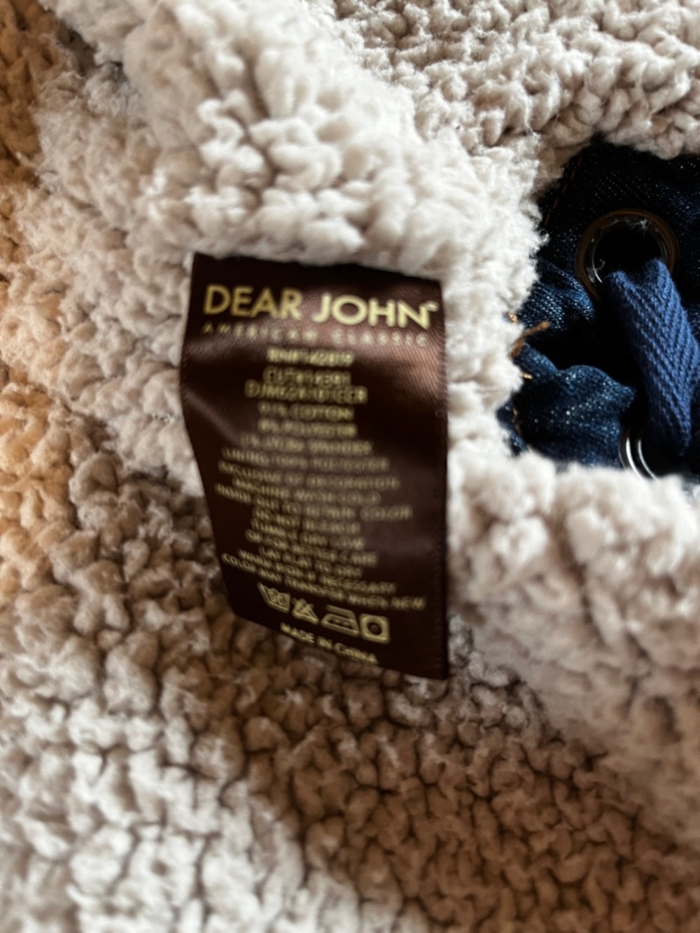 Dear John Indigo distressed darkDenim Jacket with Sherpa Lining large - Picture 14 of 14